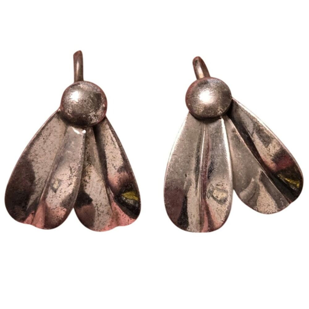 Vintage Sterling Silver Leaf and Berry Screwback Earrings